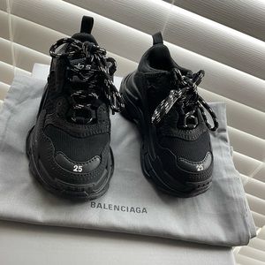 Toddler size 25 Balenciaga shoes